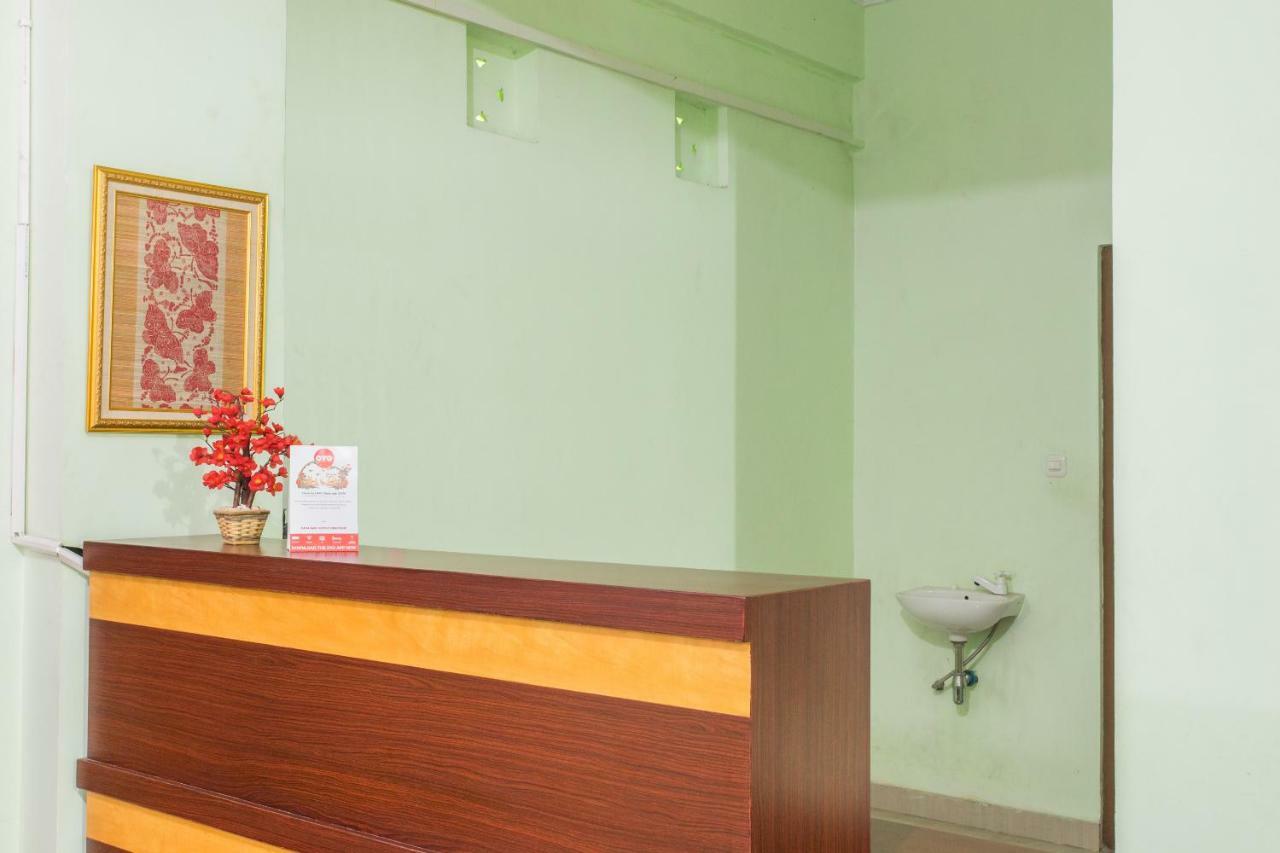 Oyo 1419 Rhona Guest House Syariah Yogyakarta Exteriör bild