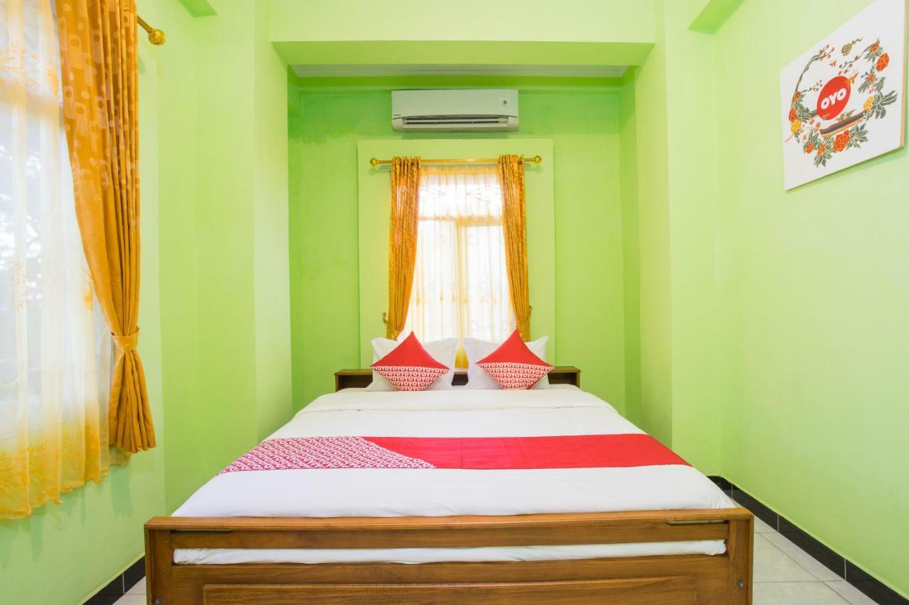 Oyo 1419 Rhona Guest House Syariah Yogyakarta Exteriör bild