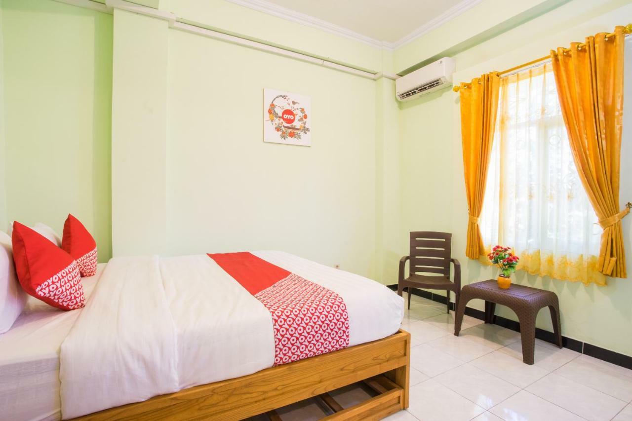 Oyo 1419 Rhona Guest House Syariah Yogyakarta Exteriör bild
