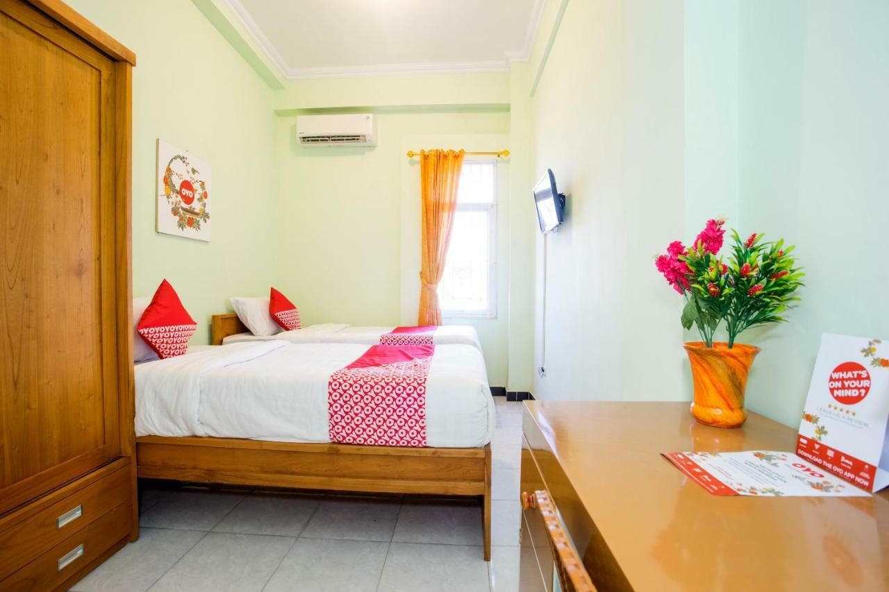 Oyo 1419 Rhona Guest House Syariah Yogyakarta Exteriör bild